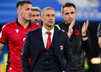 E bujshme nga Spanja/ AS: Sylvinho mund largohet nga kombëtarja shqiptare