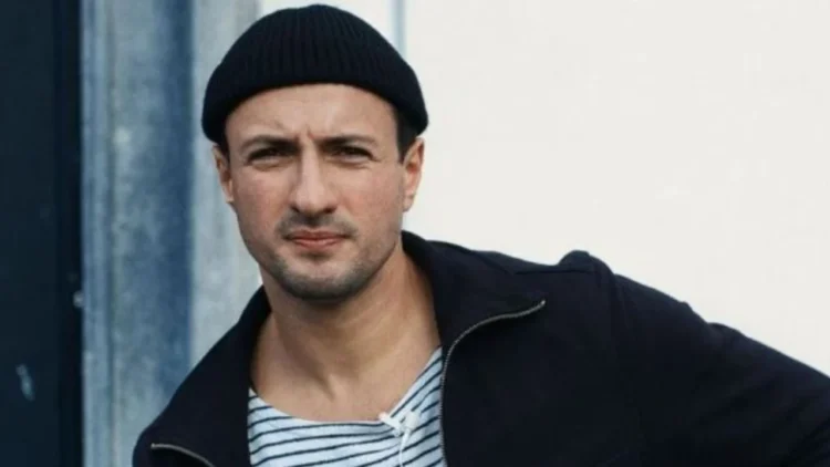 Krist Aliaj habit me deklaratën: Dua të bëj seks virtual