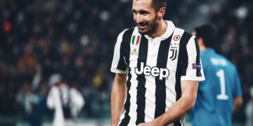 Giorgio Chiellini për ndeshjen me Shqipërinë: Ishte shokuese, po më binte të fikët