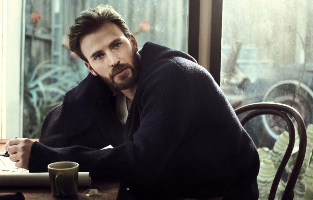 Konsiderohet si një nga meshkujt më të bukur në botë, sa vjeç mbush sot Chris Evans