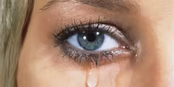 A i dinit?! Këto janë tre përfitimet që sjellin lotët në shëndetin tuaj