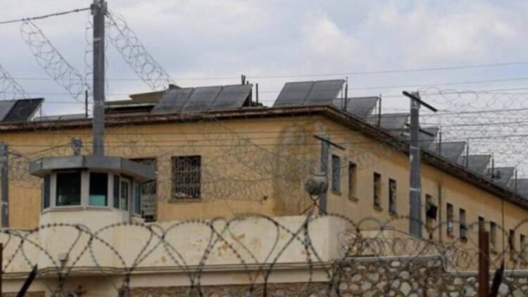 Sherr në burgun grek/ Vritet shqiptari, plagoset një tjetër (Emrat)