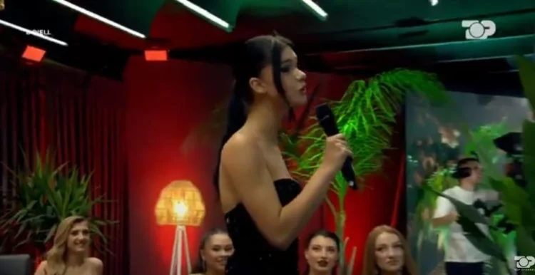 “Je një metër e një qofte”/ Vajzat e “She’s on top” përplasen me ofendime