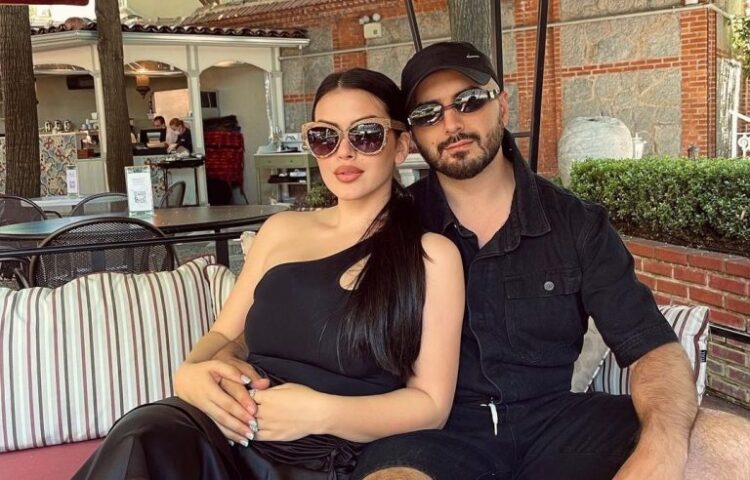 Elita e Gjiko “arratisen” me pushime, ja destinacioni që ka zgjedhur çifti