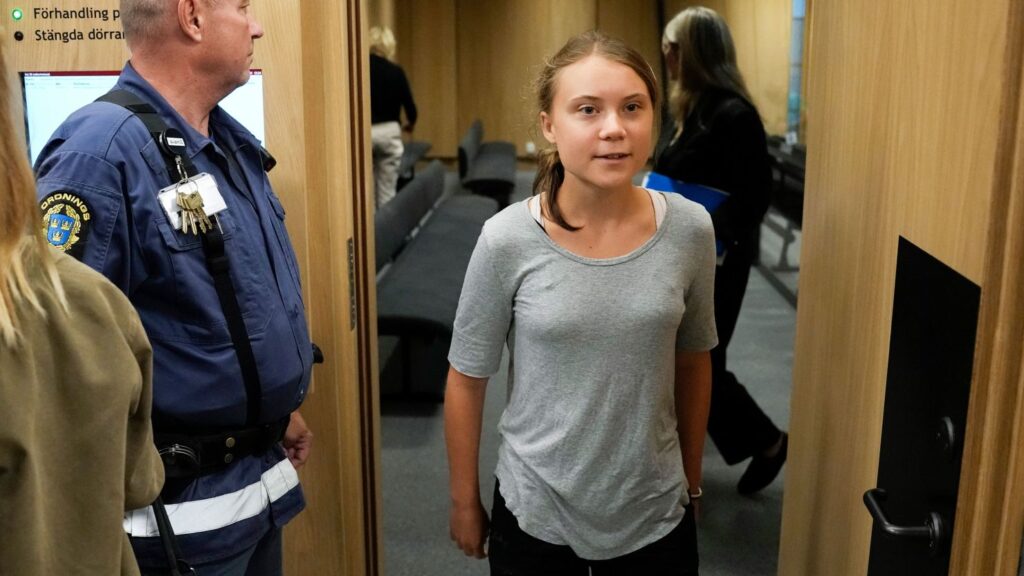 Arrestohet sërish gjatë një proteste për klimën Greta Thunberg