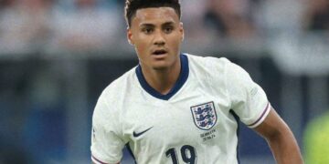 Një fitore dramatike kundër Holandës, Anglia në finale