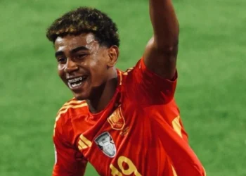 Yamal, futbollisti më i ri që shënon gol në historinë e Europianëve dhe Botërorëve