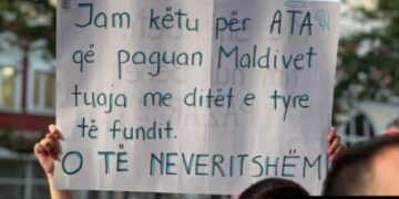 Skandali te Onkologjiku, protesta e dytë para Ministrisë së Shëndetësisë