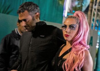 Surprizëëë! Fejohet këngëtarja e njohur/ Shumë shpejt drejt martesës