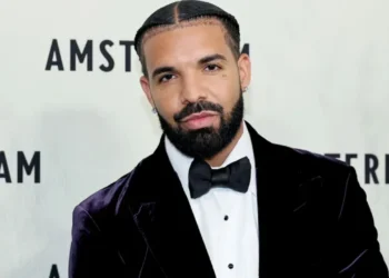 Çmendet “Drake”/ Vë bast një shumë të madhe për…