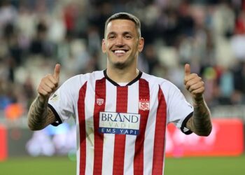 Paga bëhet problem, Rey Manaj refuzon ofertën nga Arabia Saudite