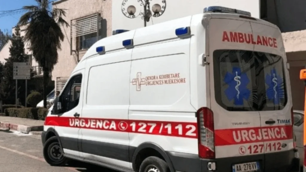 Po lundronte me jet ski me vëllanë në Ksamil/ Bie nga mjeti 14-vjeçarja