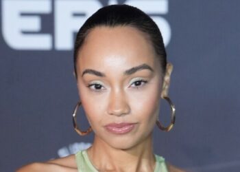 “Më ndihmoni, mbesa ime ka humbur”/ Thirrja urgjente e yllit të “Little Mix”