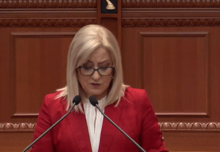 E papritur/ Lindita Nikolla jep dorëheqjen nga posti i Kryetares së Parlamentit