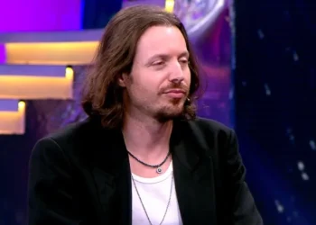 Habit këngëtari shqiptar: Për 10 vite i kam dhënë makinës pa patentë