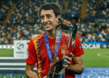 Heroi i Spanjës shpallet tradhtar, e ëma s’lejohet të dalë nga shtëpia