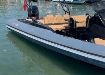 E rëndë në Karaburun, 56-vjeçari plagoset nga helikat e gomones, niset te Trauma