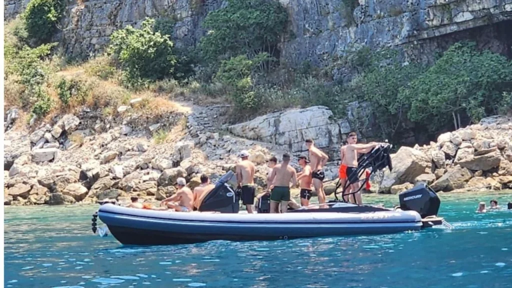 Goditi me gomone pushuesin në Karaburun, pranga autorit! 60-vjeçari te Trauma