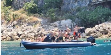 Goditi me gomone pushuesin në Karaburun, pranga autorit! 60-vjeçari te Trauma