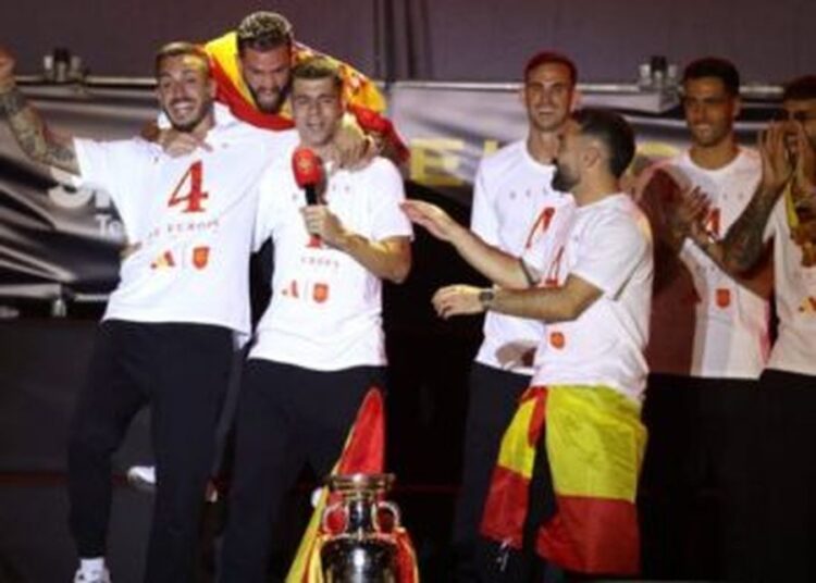 Fitorja e Spanjës kthehet në incident, UEFA hap hetim për dy lojtarë