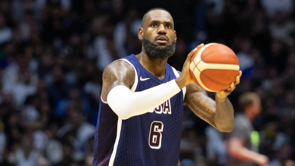 James bëhet basketbollist i parë që do të mbajë flamurin e SHBA në Lojërat Olimpike