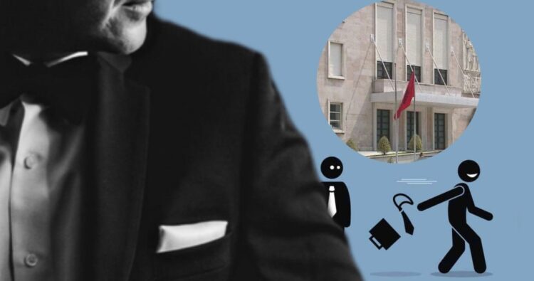 Absurdi/ Qeveria i plotëson tekat Administratës, të lirë të zgjedhin orarin e punës