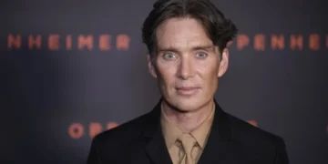 Xhirimet e “Steve”/ Murphy transformohet në një tjetër njeri, s’keni për ta njohur