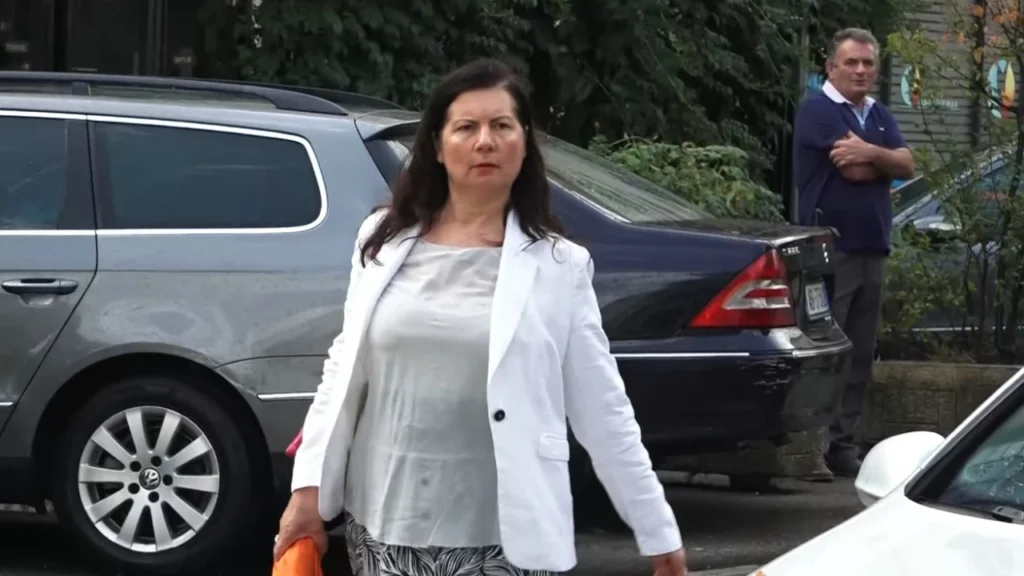 “Nxirreni bukur sot”/ Gazetarët ironizojnë mjeken e Onkologjikut