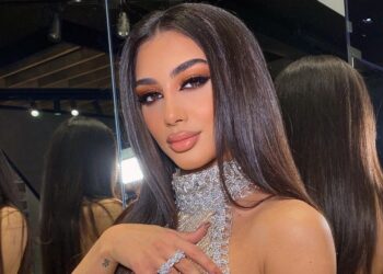 Videoja virale/ Probleme teknike gjatë koncertit, Melinda i kthehet keq DJ