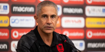 Sylvinho do qëndrojë në Shqipëri!Trajneri brazilian:Kemi arritur marrëveshje me FSHF