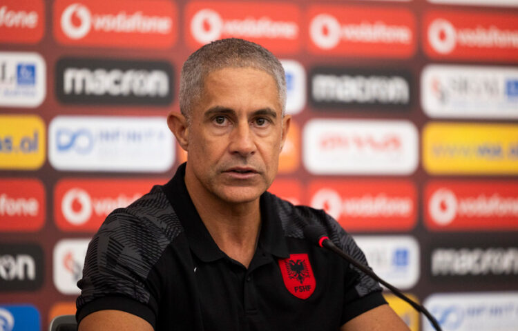 Sylvinho do qëndrojë në Shqipëri!Trajneri brazilian:Kemi arritur marrëveshje me FSHF