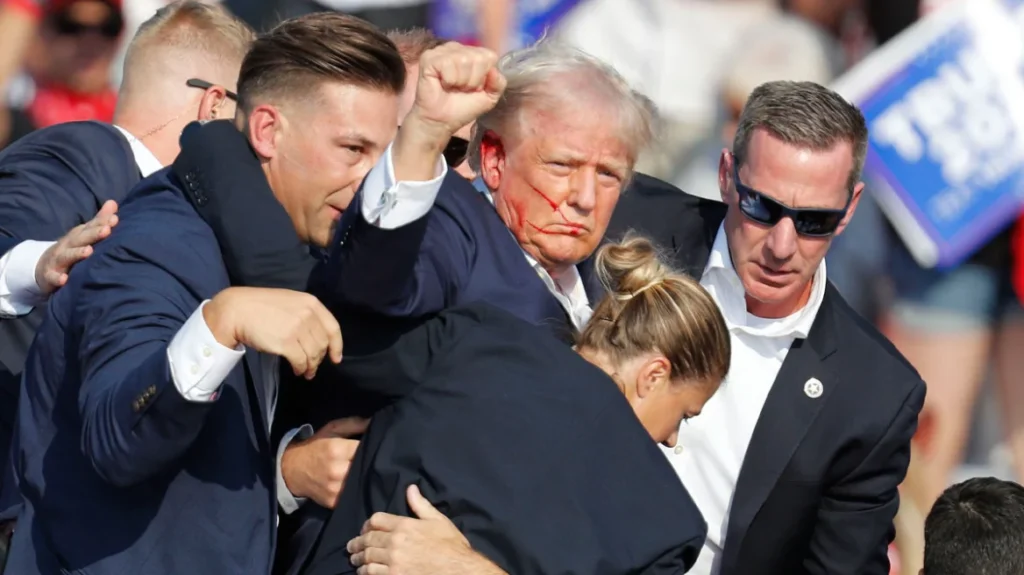 Drejtori i FBI: Nuk jam i sigurt nëse Trump u godit nga plumbi apo copëza