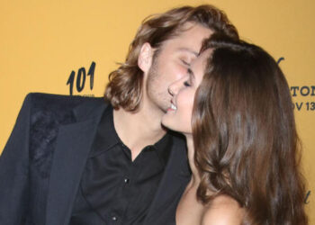 Surprizë! Aktori i njohur së shpejti baba për herë të parë