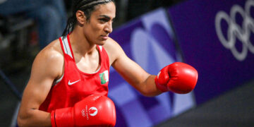 Imane Khelif tregon pamjen e re pas medaljes së artë në Lojërat Olimpike të Parisit