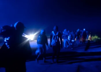 Makina godet karvanin e emigrantëve/ 3 të vrarë dhe 7 të plagosur