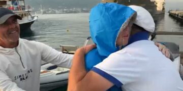 Eva Buzo ia del! Pas 35 orësh not nga brigjet italiane prek tokën shqiptare