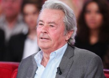 Ndërron jetë Alain Delon! Ylli i kinematografisë vuante nga një sëmundje e rëndë