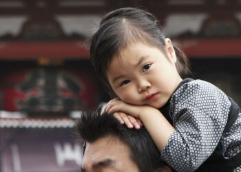 Përse të rinjtë në Japoni nuk po bëjnë më fëmijë!