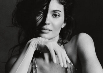 Nga depresioni, fëmijët, romanca/ Kylie Jenner rrëfen gjithçka për British Vogue
