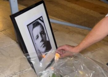 Homazhe për Egli Progën/ Qytetarët ndezin qirinj, familjarët: Duam drejtësi