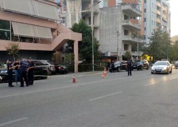 U vra me thikë pas sherrit në Astir, viktima i përfshirë në një atentat në 2015