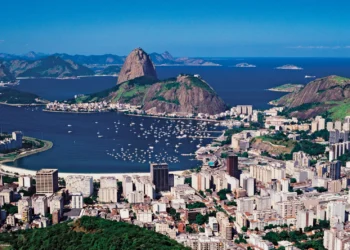 Ky qytet shpallet qyteti më i mirë në botë për jetën e natës