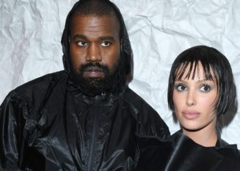 FOTO/ Ja ç’zgjodhi të vishte këtë herë Censori teksa shijonte një drekë me West