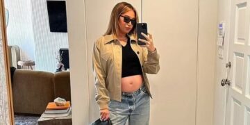 “Mezi po pres të lind”/Ashley Tisdale shqetëson fansat me postimin e fundit