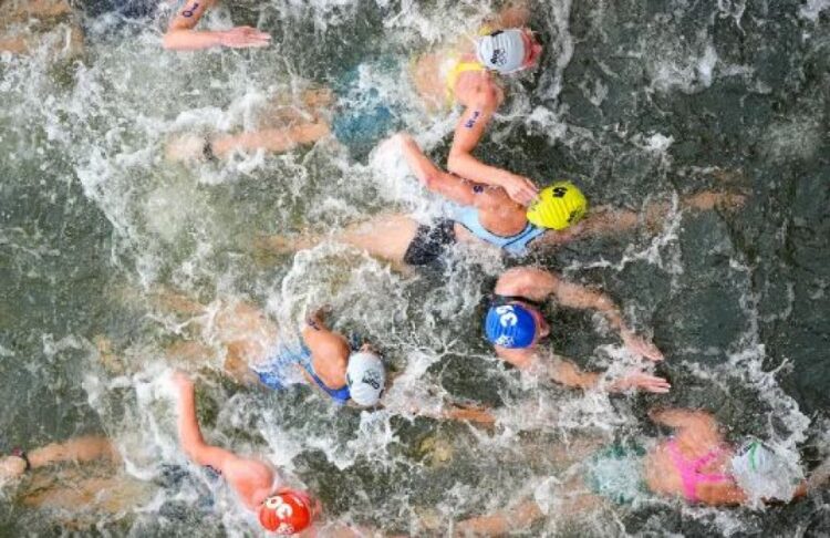 Çfarë ndodhi? Një e infektuar në lumin Senë, ky shtet tërheq ekipin nga gara