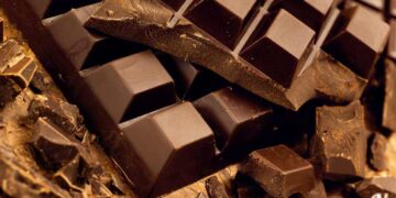 Studimi: Çokollata ndikon pozitivisht në shëndetin e zemrës