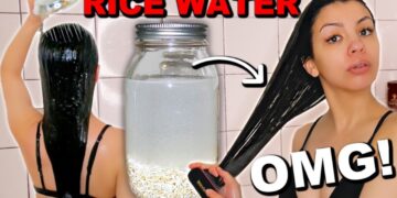 A mundet uji i orizit t’i bëjë flokët tuaj më të fortë dhe më të shndritshëm?