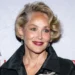 Me sy të nxirrë, Sharon Stone shqetëson fansat me fotot e fundit, ja çfarë i ndodhi