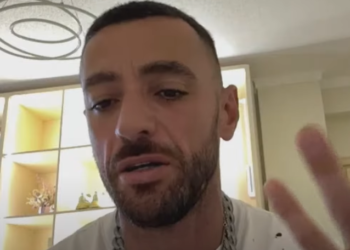 ‘I kam duart e prera’/ Stresi i çon mesazh Medi Isenit, tregon detaje nga sherri