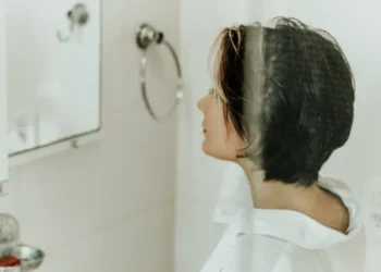 A e dinit? Këto tre zakone të thjeshta e “ushqejnë shëndetshëm” trurin tuaj